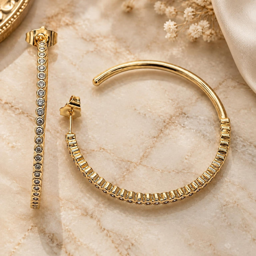 Oro Laminado Stud Earring, Gold Filled Style with White Cubic Zirconia, Polished, Golden Finish