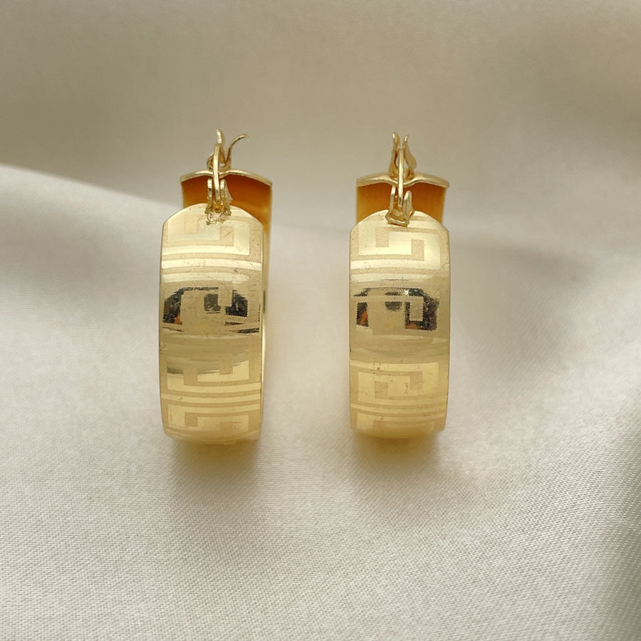 Oro Laminado Small Hoop, Gold Filled Style Greek Key Design, Polished, Golden Finish