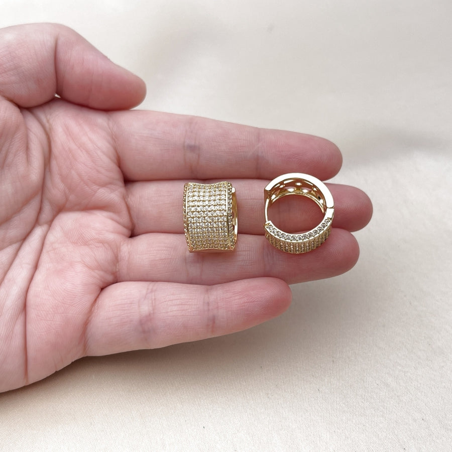 Oro Laminado Huggie Hoop, Gold Filled Style Four-leaf Clover Design, with White Cubic Zirconia, Polished, Golden Finish