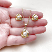 Oro Laminado Earring and Pendant Adult Set, Gold Filled Style Love Knot and Ball Design, with Ivory Pearl, Diamond Cutting Finish, Golden Finish