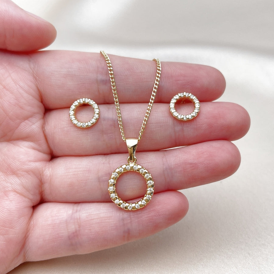 Oro Laminado Earring and Pendant Adult Set, Gold Filled Style with White Cubic Zirconia, Polished, Golden Finish