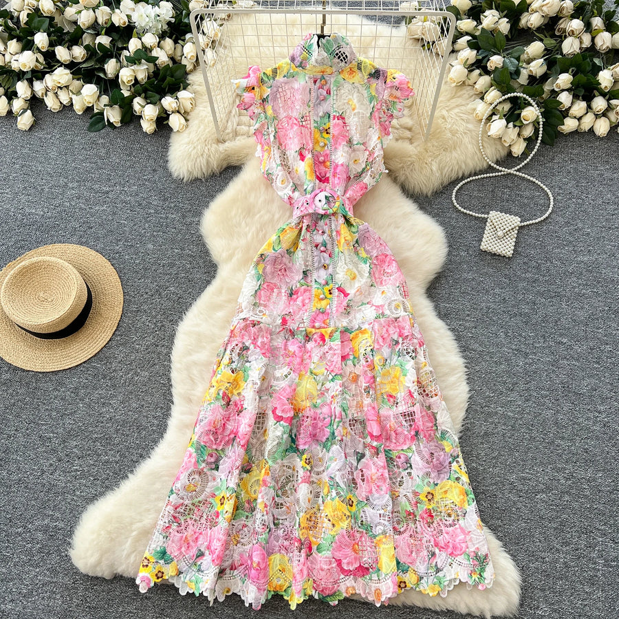 Elegant vintage fitted openwork lace evening dress with high-quality printed buttons