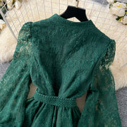 High-end vintage elegant V-neck long-sleeved dress