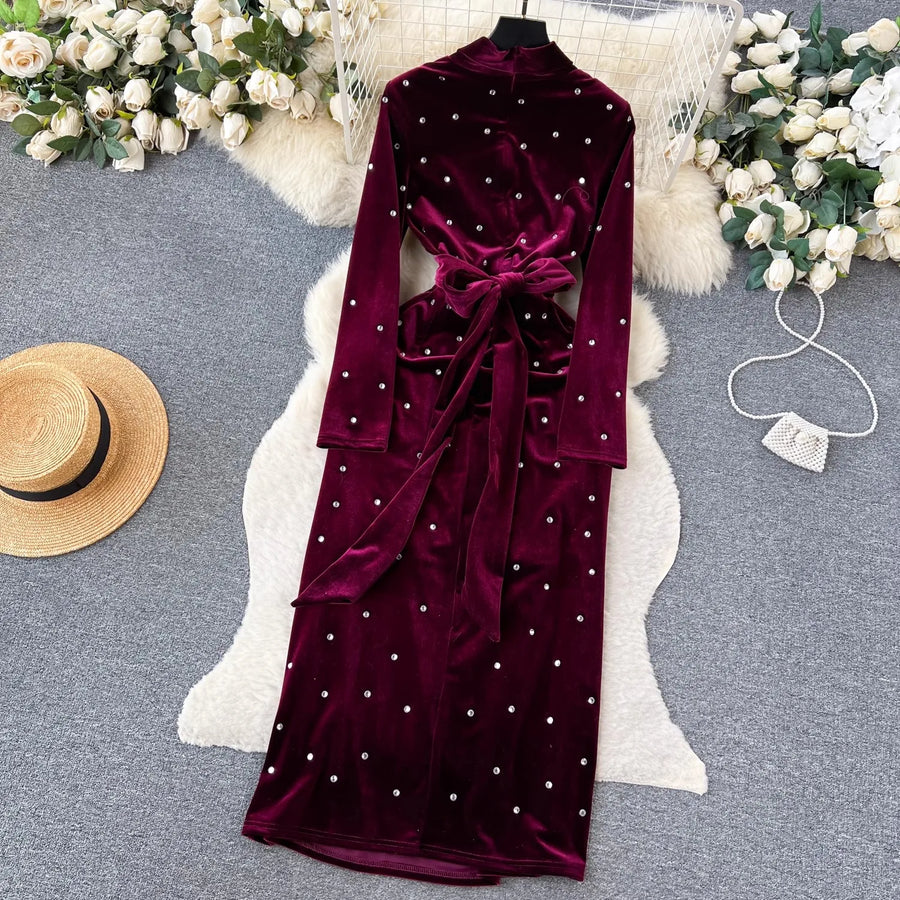 High Quality Long Sleeve V Neck Thick Velvet Diamond Embellished Dress