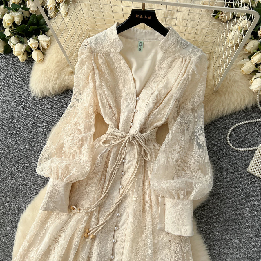 High-end vintage elegant V-neck long-sleeved dress
