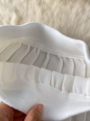 2-piece set knitted top and pleated mini skirt with high-quality elastic waistband