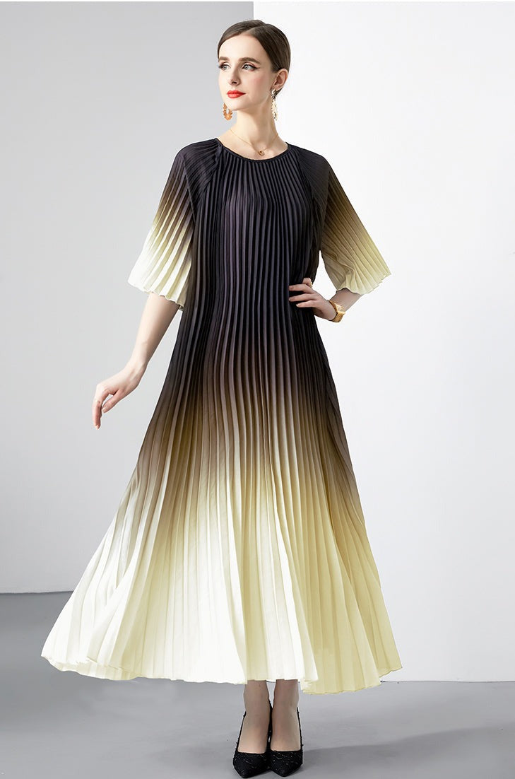 High Quality Vintage Oversized Loose Gradient Belt Lace Up O Neck Pleated Long Dress