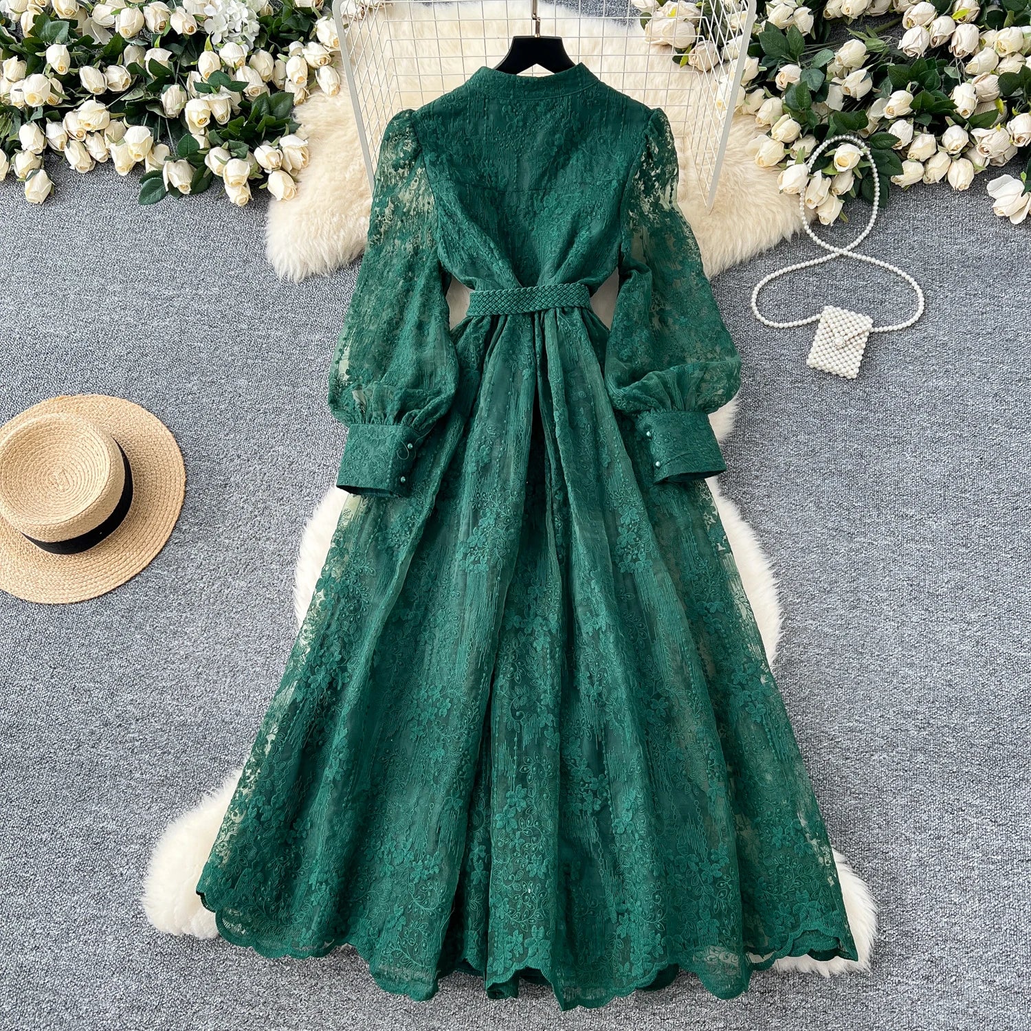 High-end vintage elegant V-neck long-sleeved dress