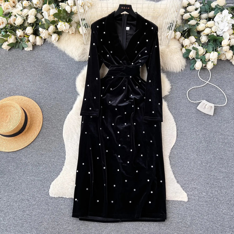 High Quality Long Sleeve V Neck Thick Velvet Diamond Embellished Dress