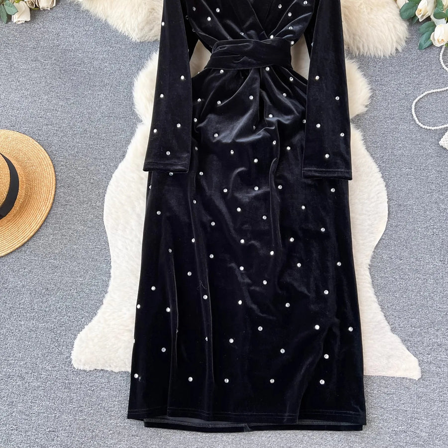 High Quality Long Sleeve V Neck Thick Velvet Diamond Embellished Dress