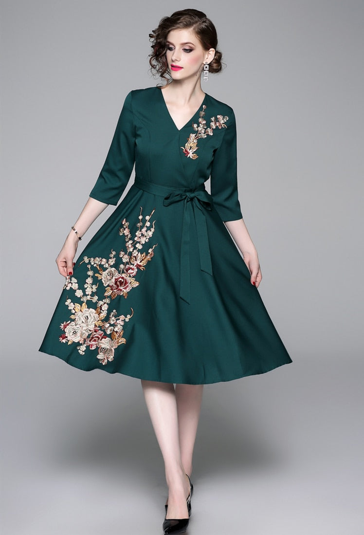 Vintage Designer High Quality V Neck Floral Embroidery Elegant Dress