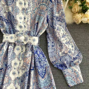 Elegant high-neck print dress with high-quality belt