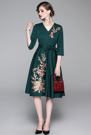 Vintage Designer High Quality V Neck Floral Embroidery Elegant Dress
