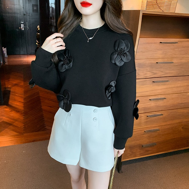 H Han Queen Womens Autumn Sweatshirt Three-Dimensional Flowers Vintage Work Casual Tops Korean Design Long Sleeve Loose T-Shirts