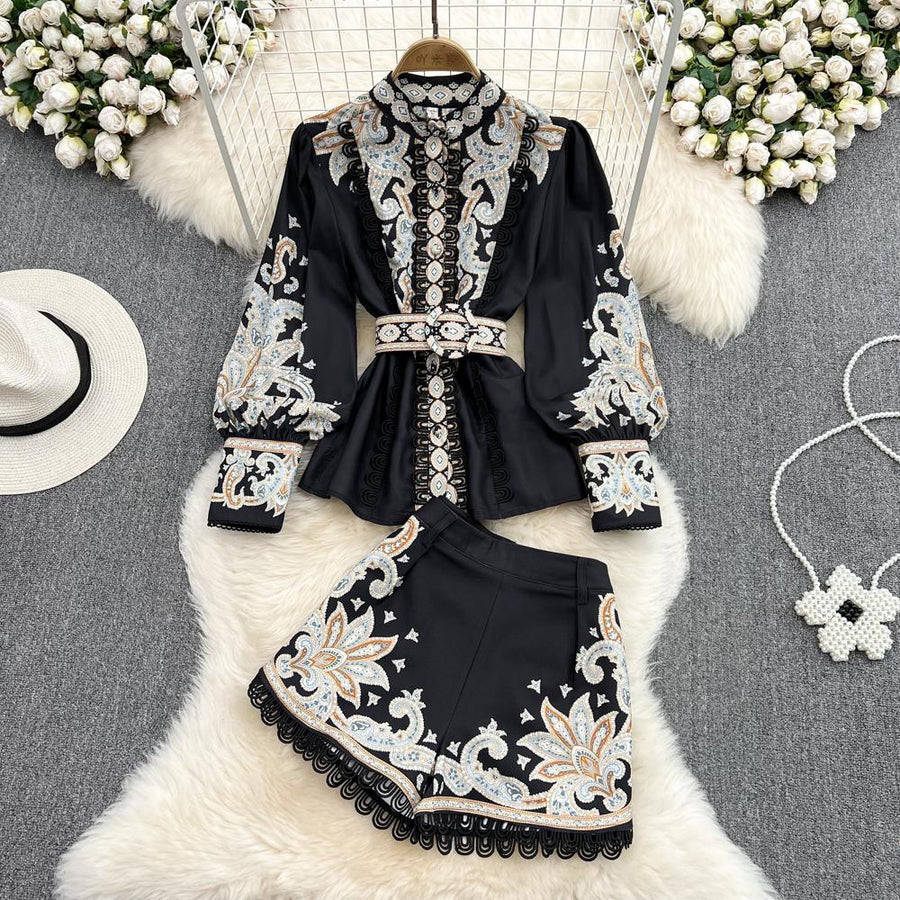 2 piece suit top with high neck, puff sleeve, vintage print blouse and shorts with belt pocket high quality